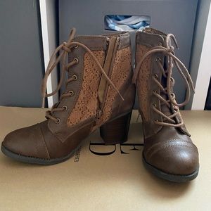 Francescas lace up booties